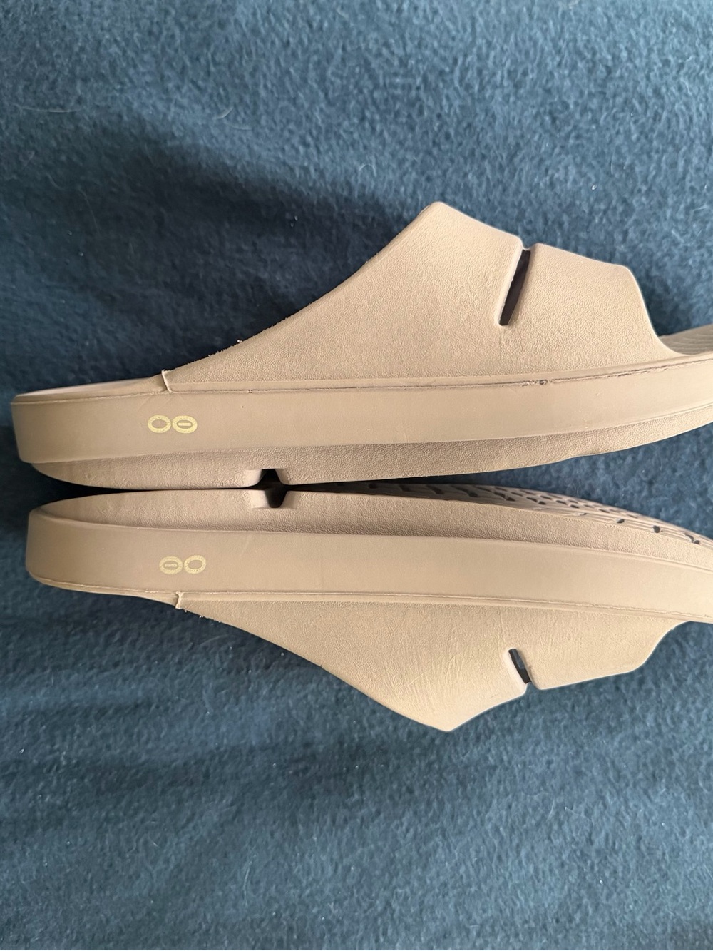 OOFOS Slide Sandals in Light Gray - Picture 3 of 5